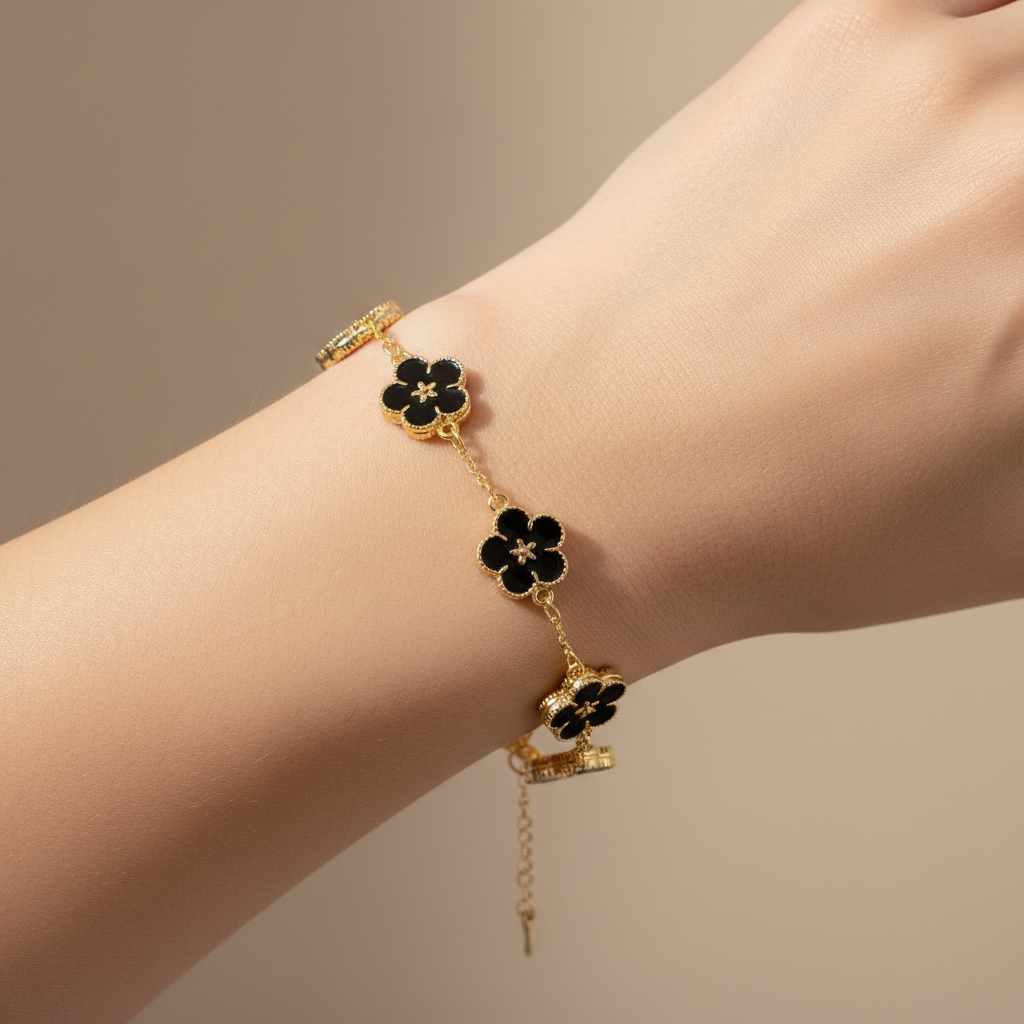 Lian – Doppelseitiges Armband mit Pflaumenblüten