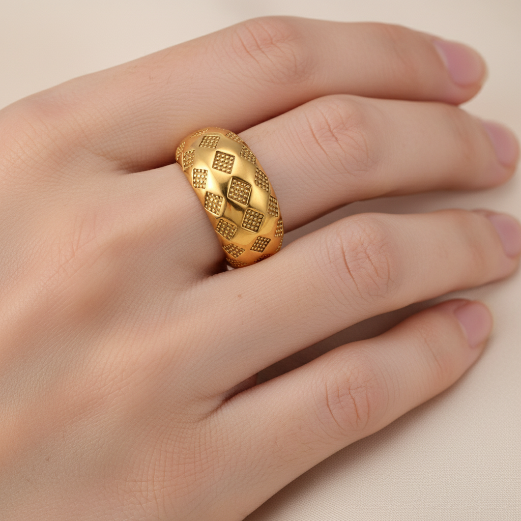 Alba – Retro-Goldring mit Gittermuster