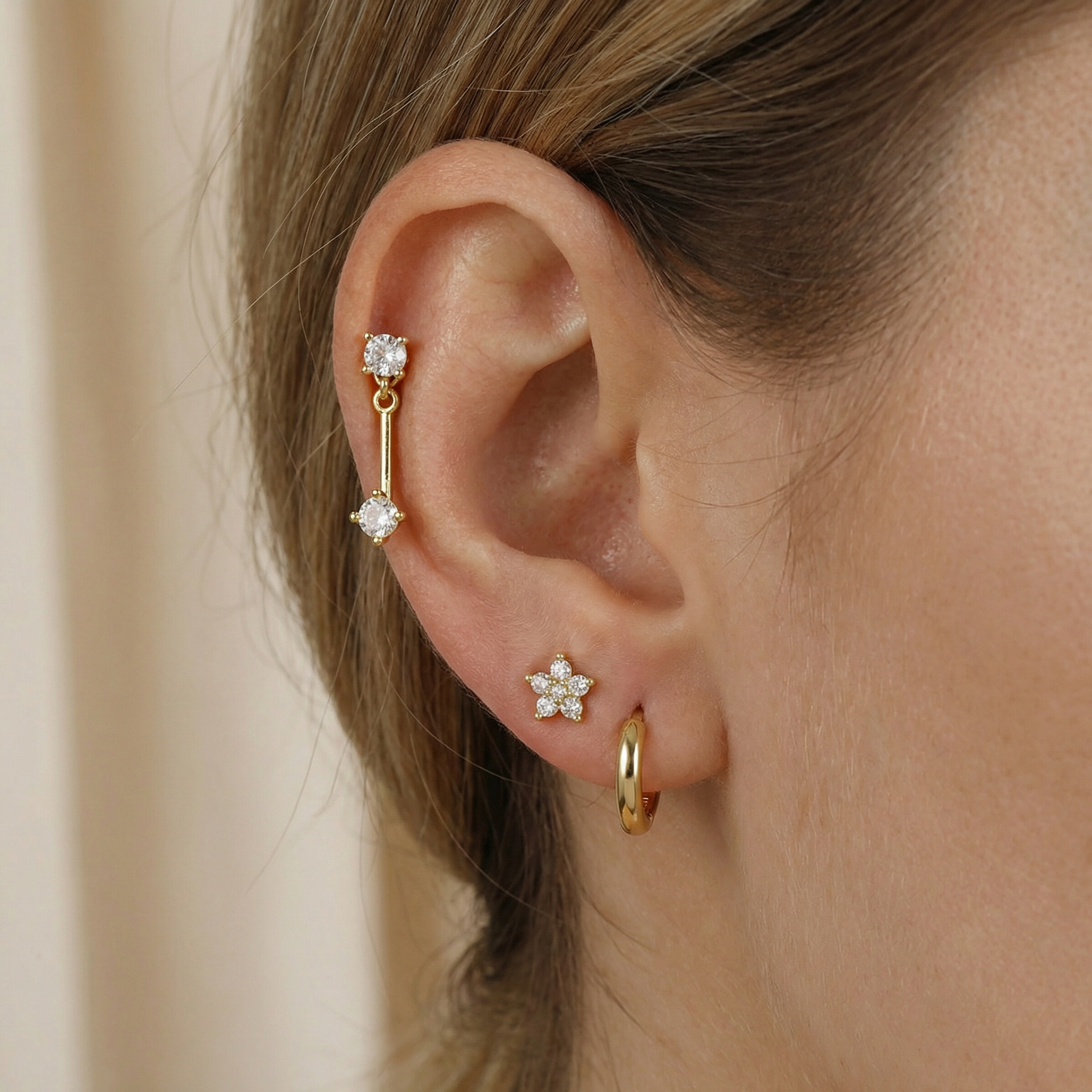 Anastasia – Set aus unregelmäßigen Ohrringen mit Diamanten