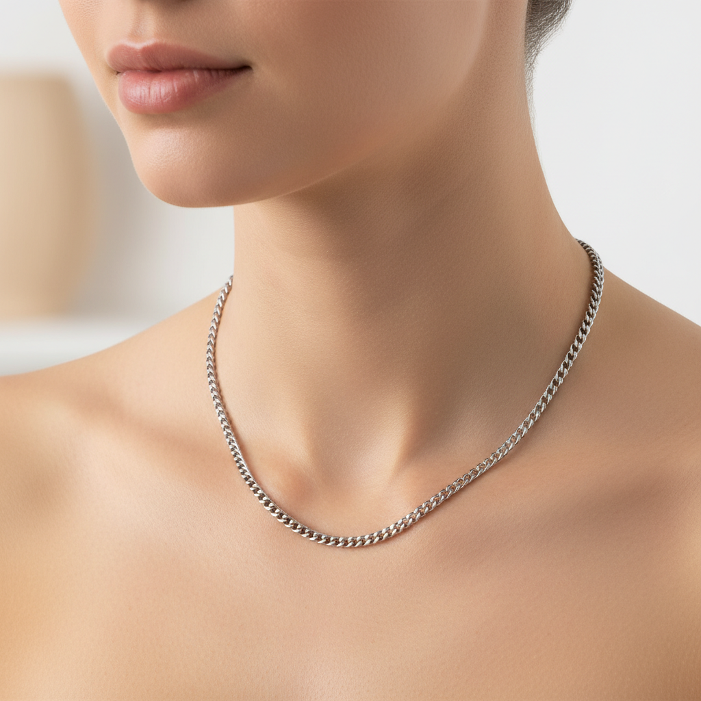 Elena – Elegante Feine Edelstahlkette