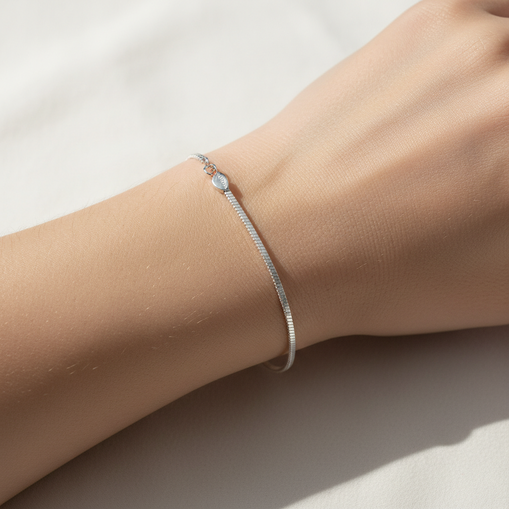 Sofia – Silberne Schlangenkette Armband