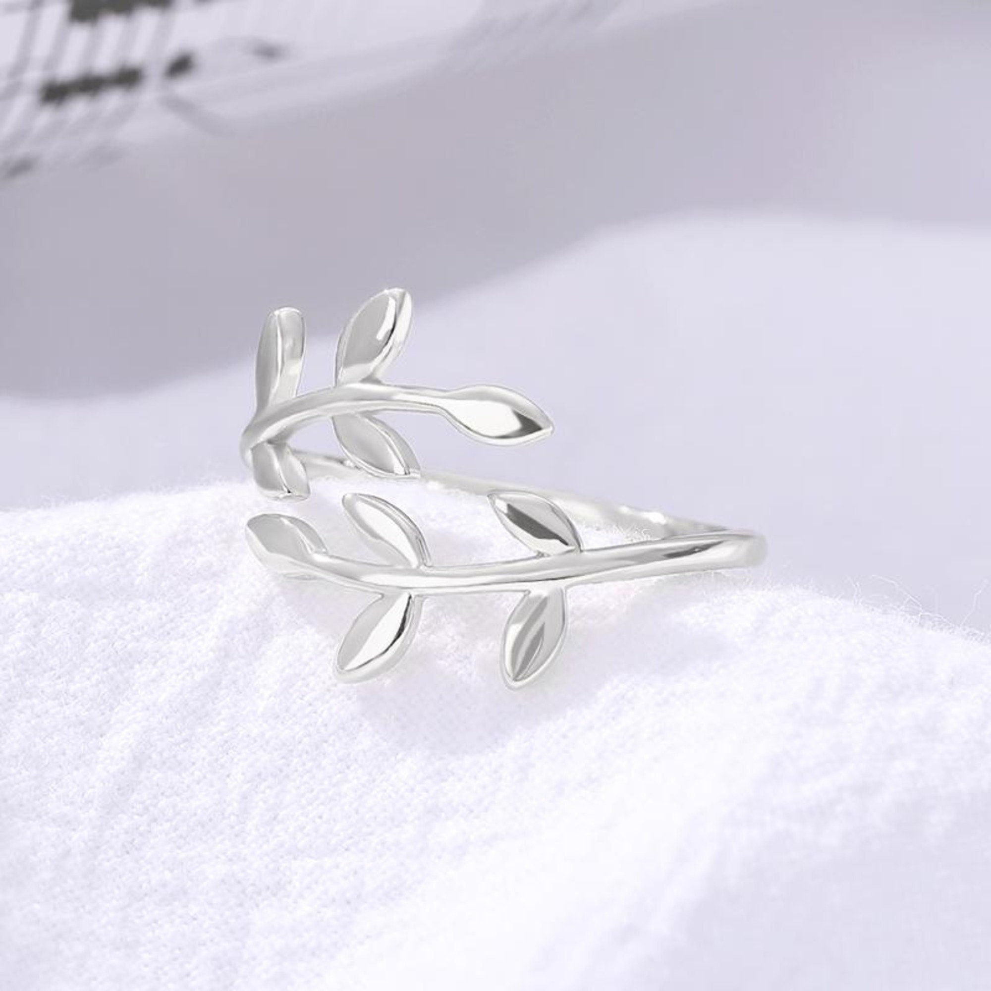 Jordin - Ring mit Kleinen Blättern